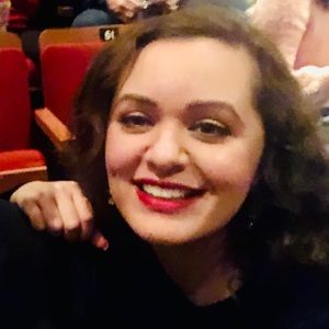 Meet your Posher, Esmahan